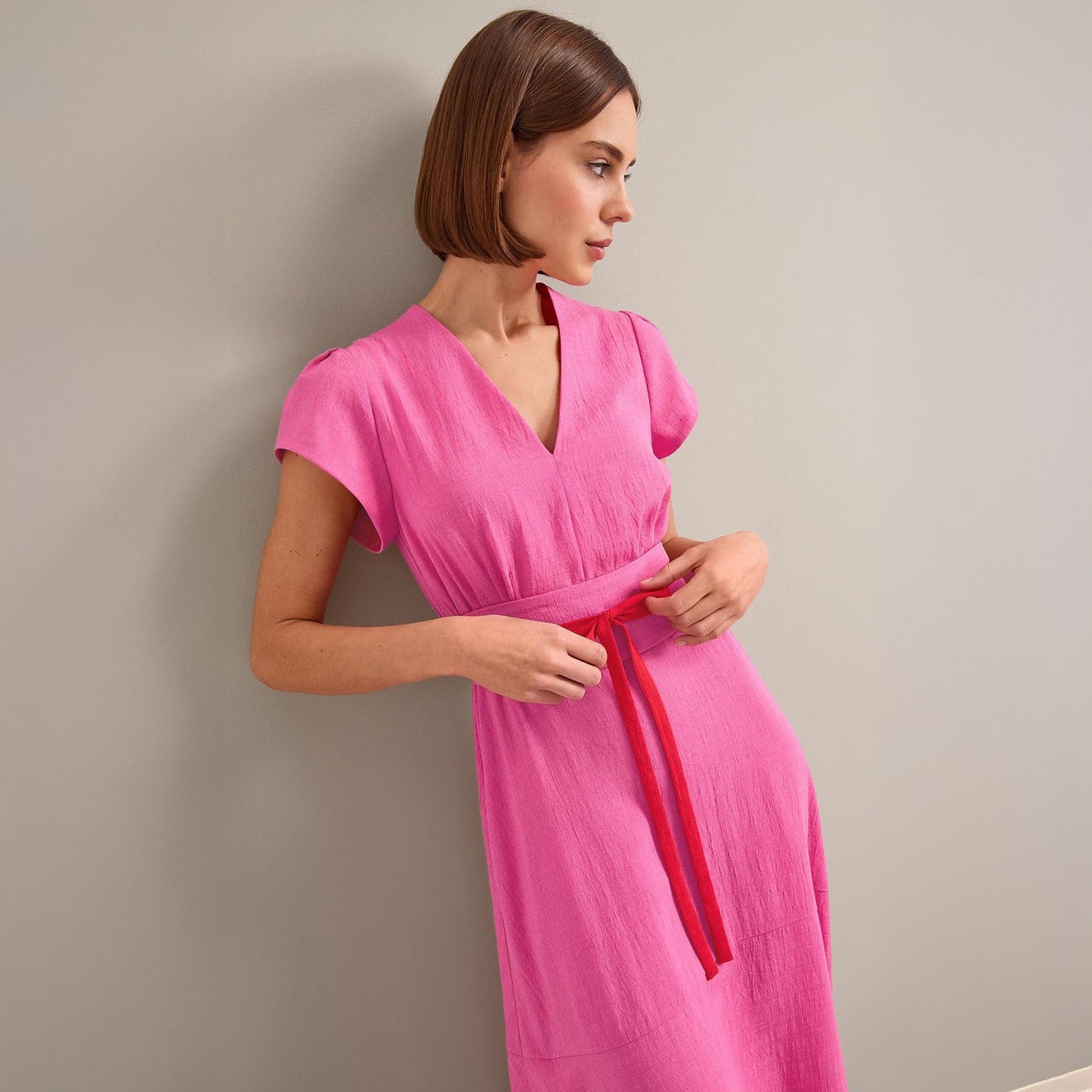 - Aria Techni Voile Maxi Dress - Crimson/Pink