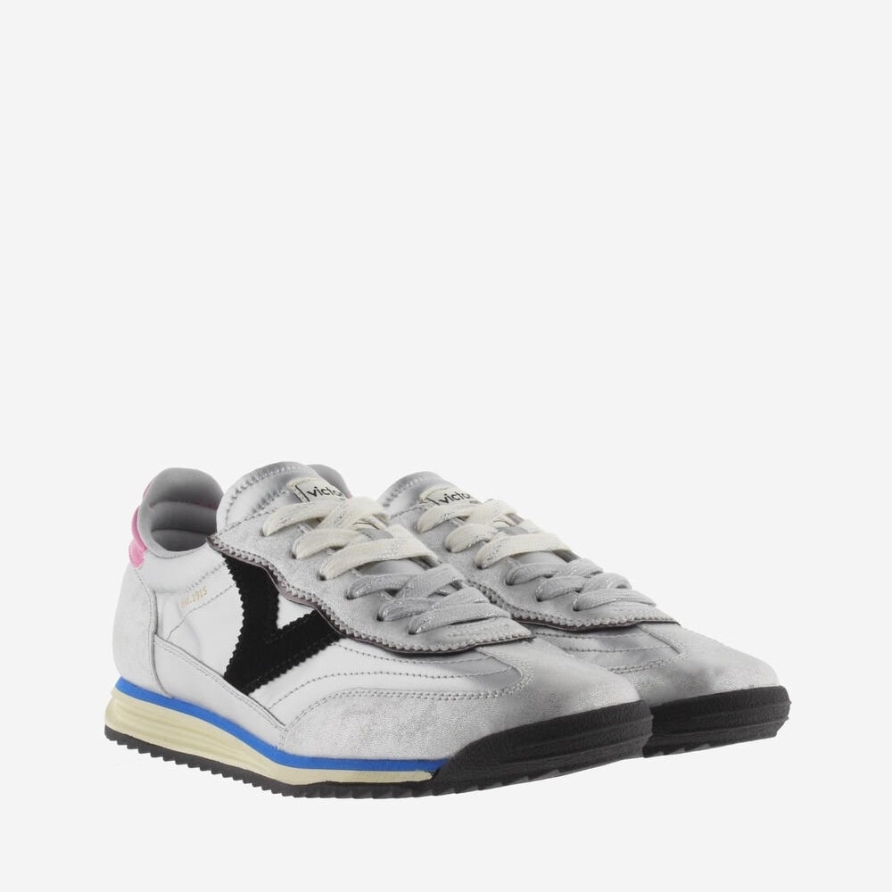 - Saturno Metallic Sneakers - Plata