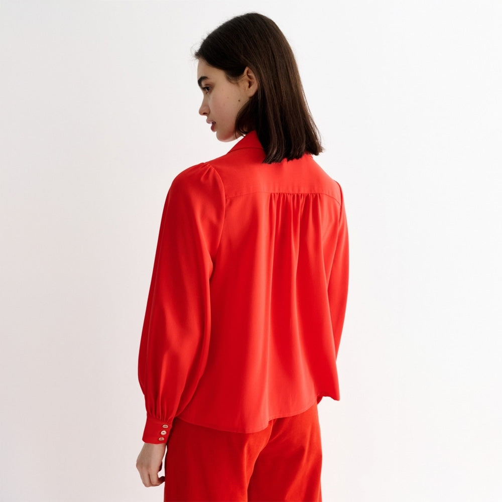 - Octavia Crepe Petal Collar Blouse - Red