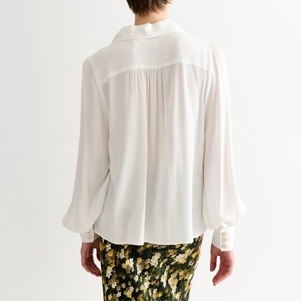 - Octavia Crepe Petal Collar Blouse- Off White
