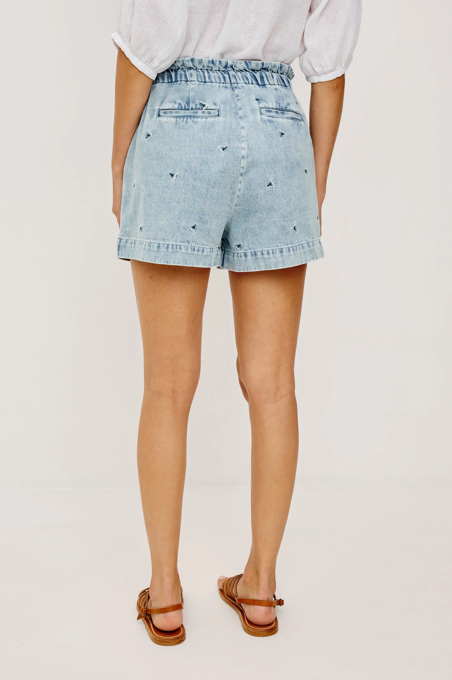 Foster Short - Ivory Carnations