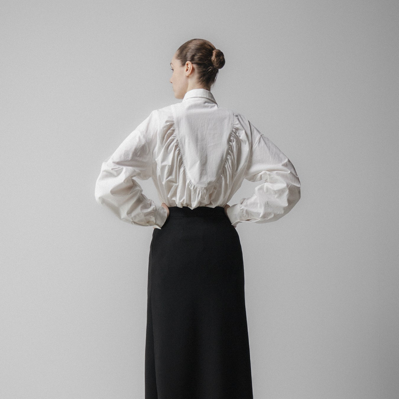 Back Gathered Shirt - White