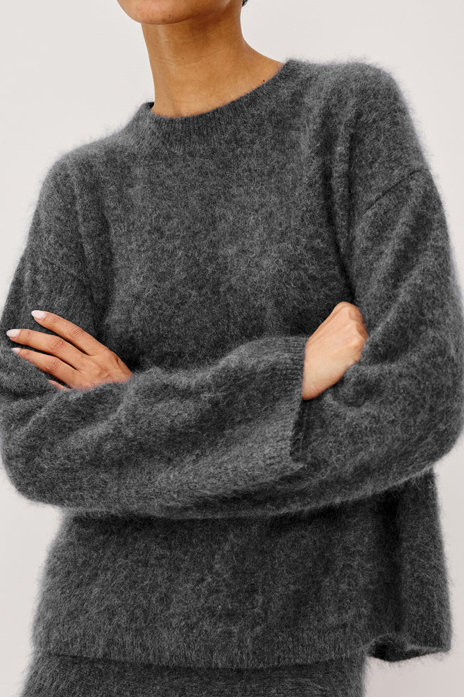 Joel Knitted Sweater - Charcoal