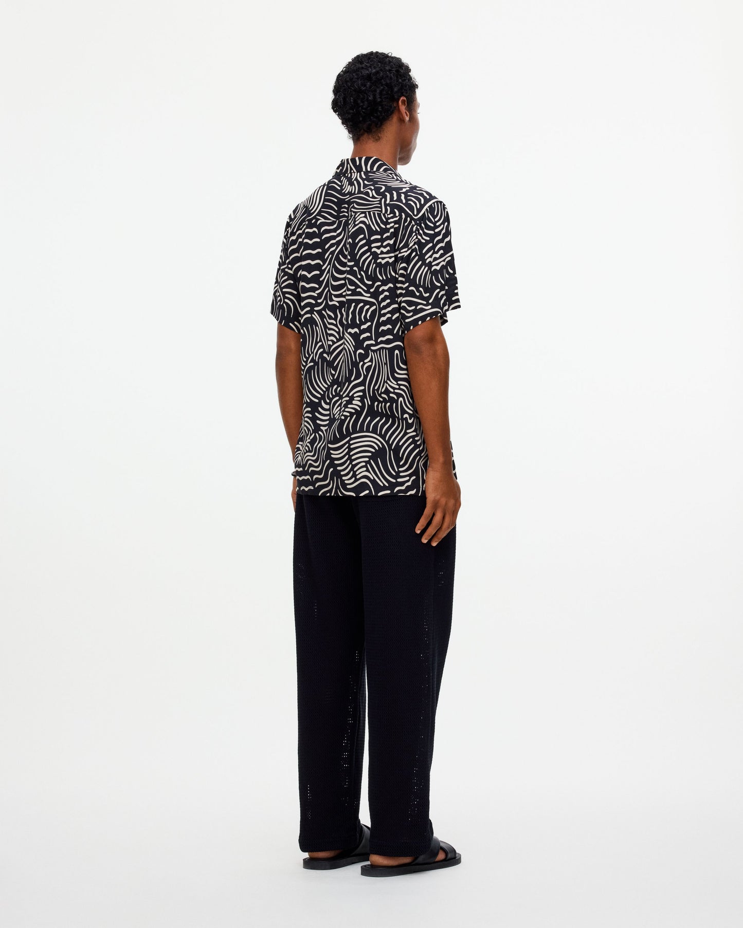 Tar Lorenzo Viscose Shirt - Black