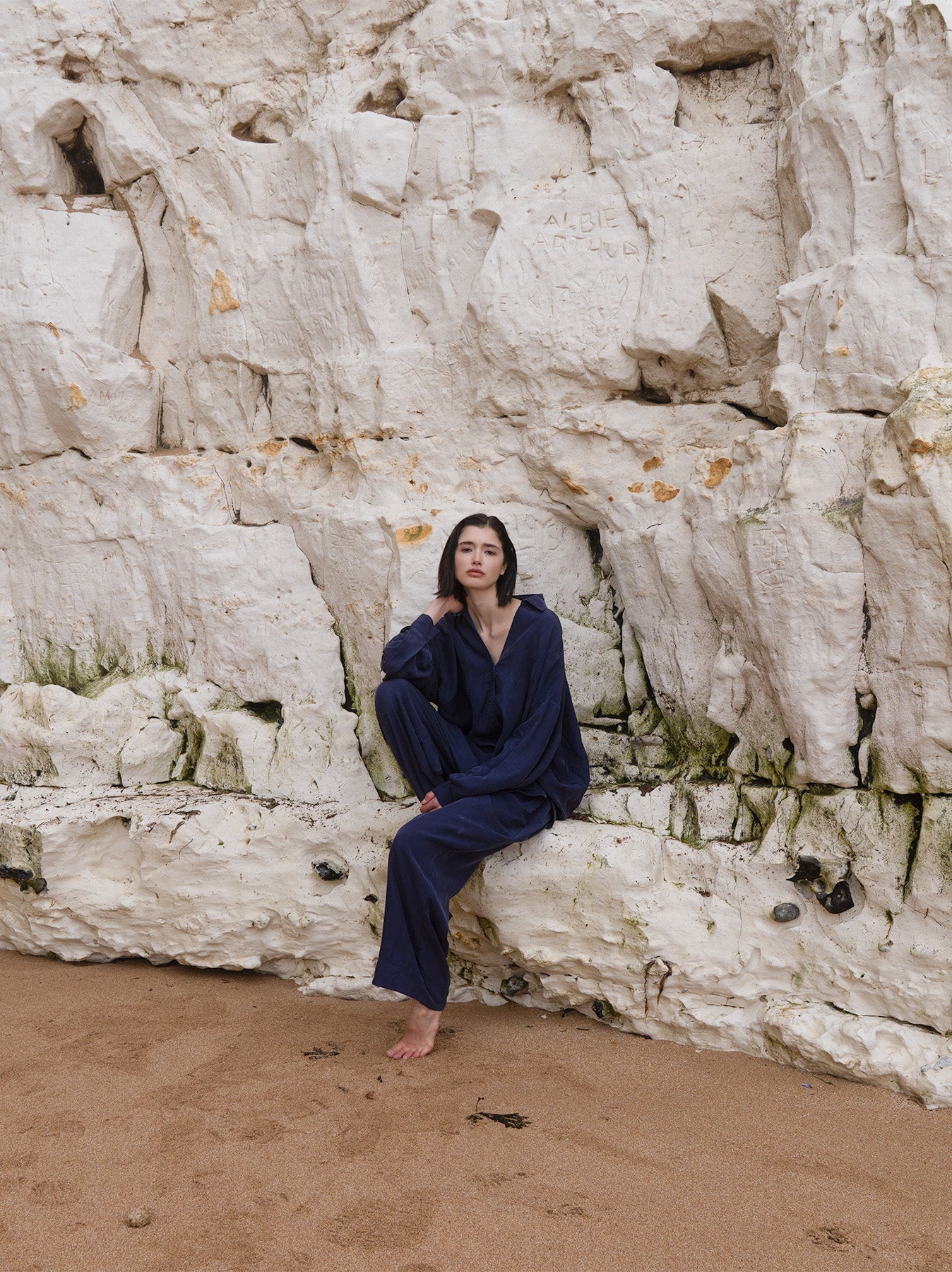 Curved Hem Blouse - Navy