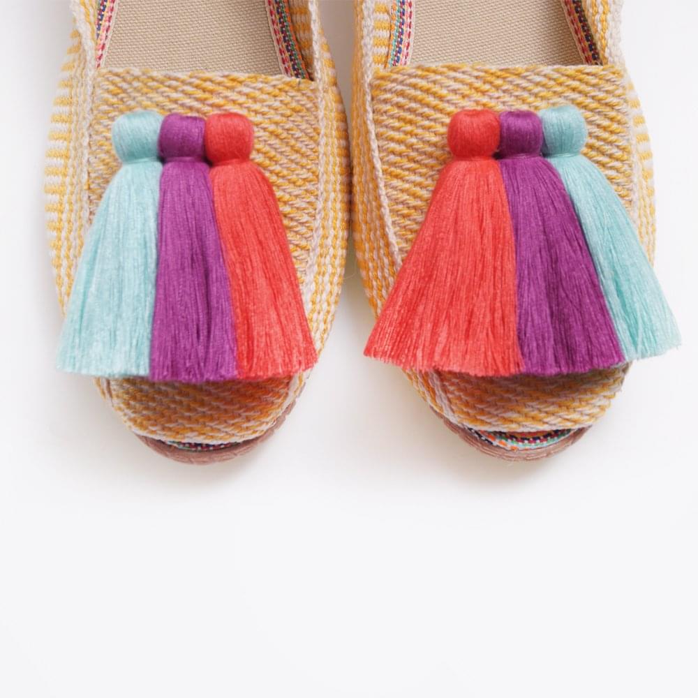 - Amarillo Stripe Multi-Tassle - Yellow