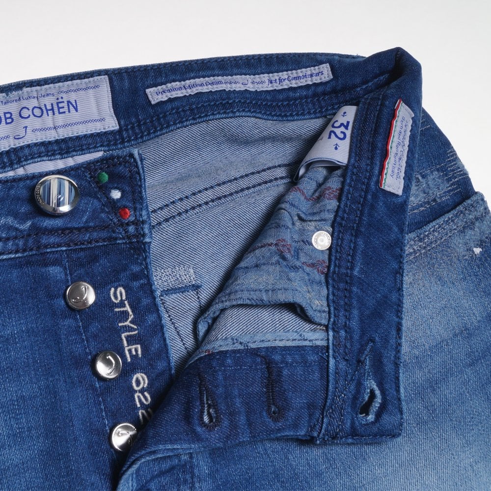 J622 Mid Rise Distressed Jeans - Blue