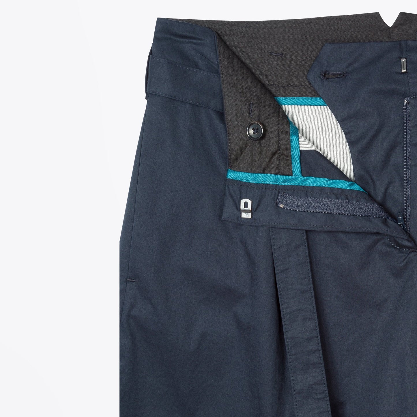 - Poplin Stretch Shorts with Belt - Navy