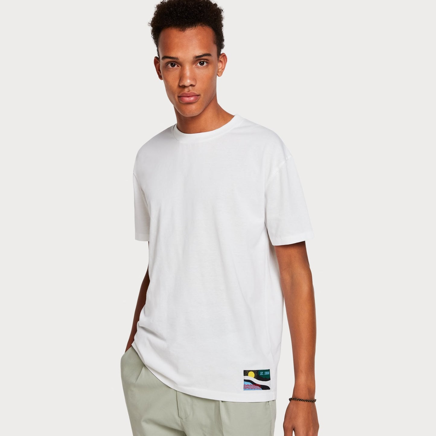 - Back Art Print Tee - White