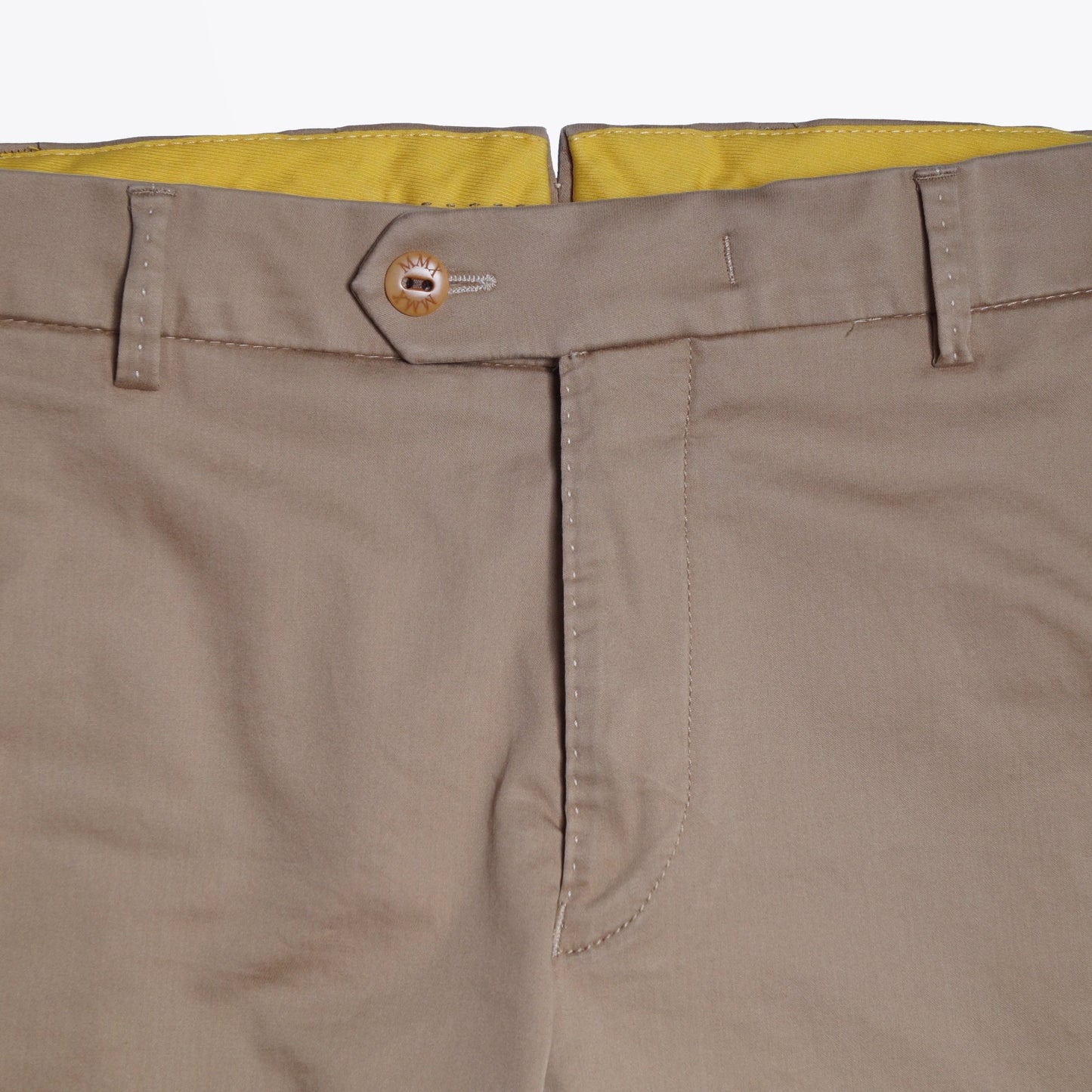- Pegasus - Cotton Chino Shorts - Beige