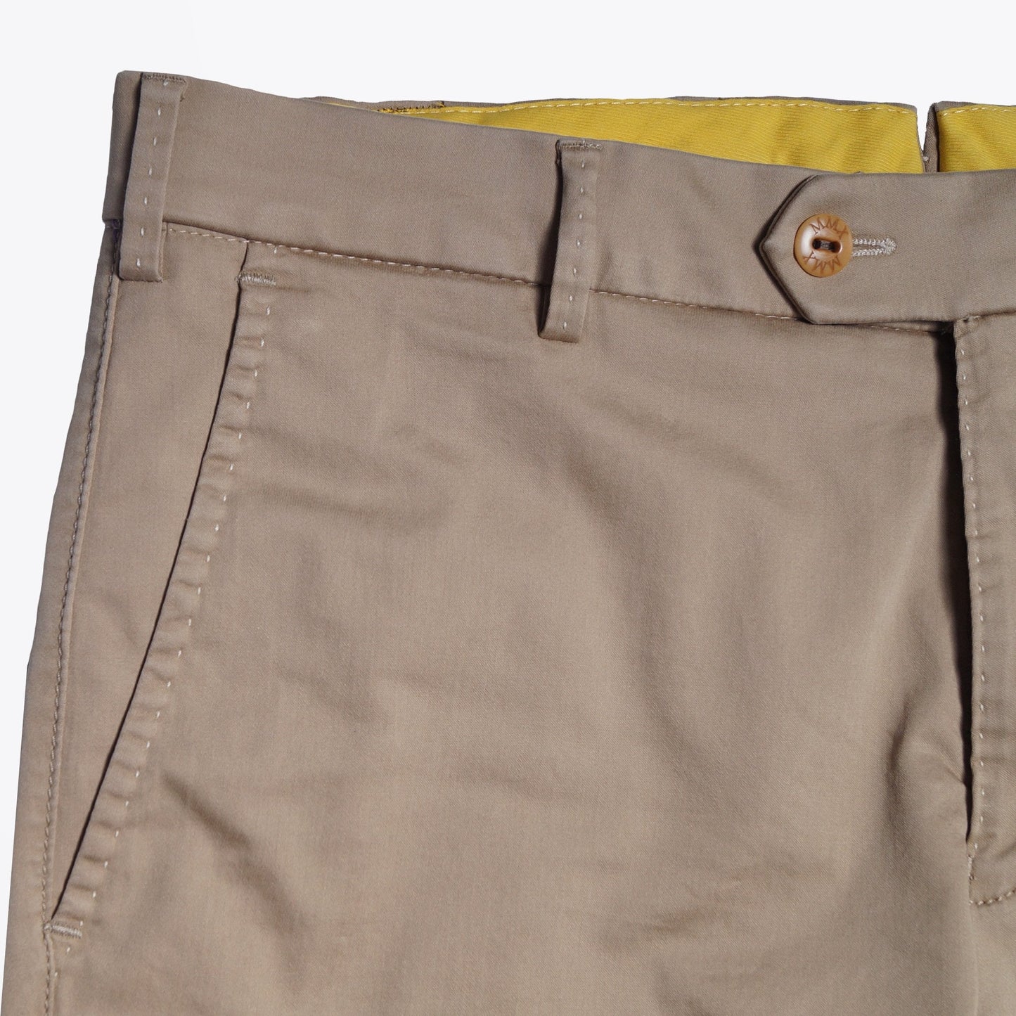 - Pegasus - Cotton Chino Shorts - Beige