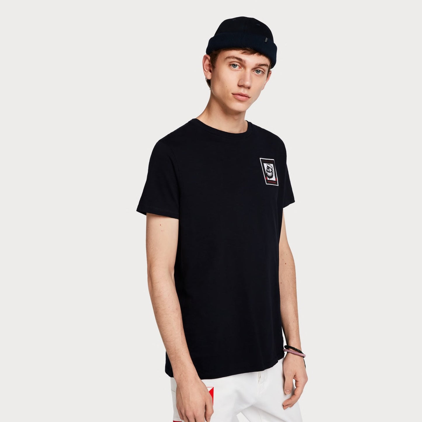 - Artwork Detail Tee - Navy