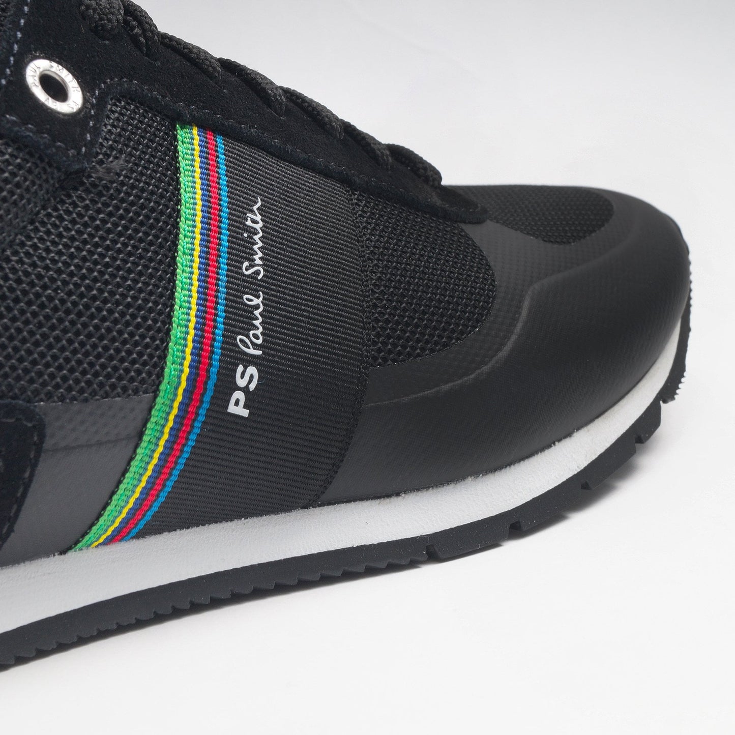 - Ericson Mesh Trainer - Black