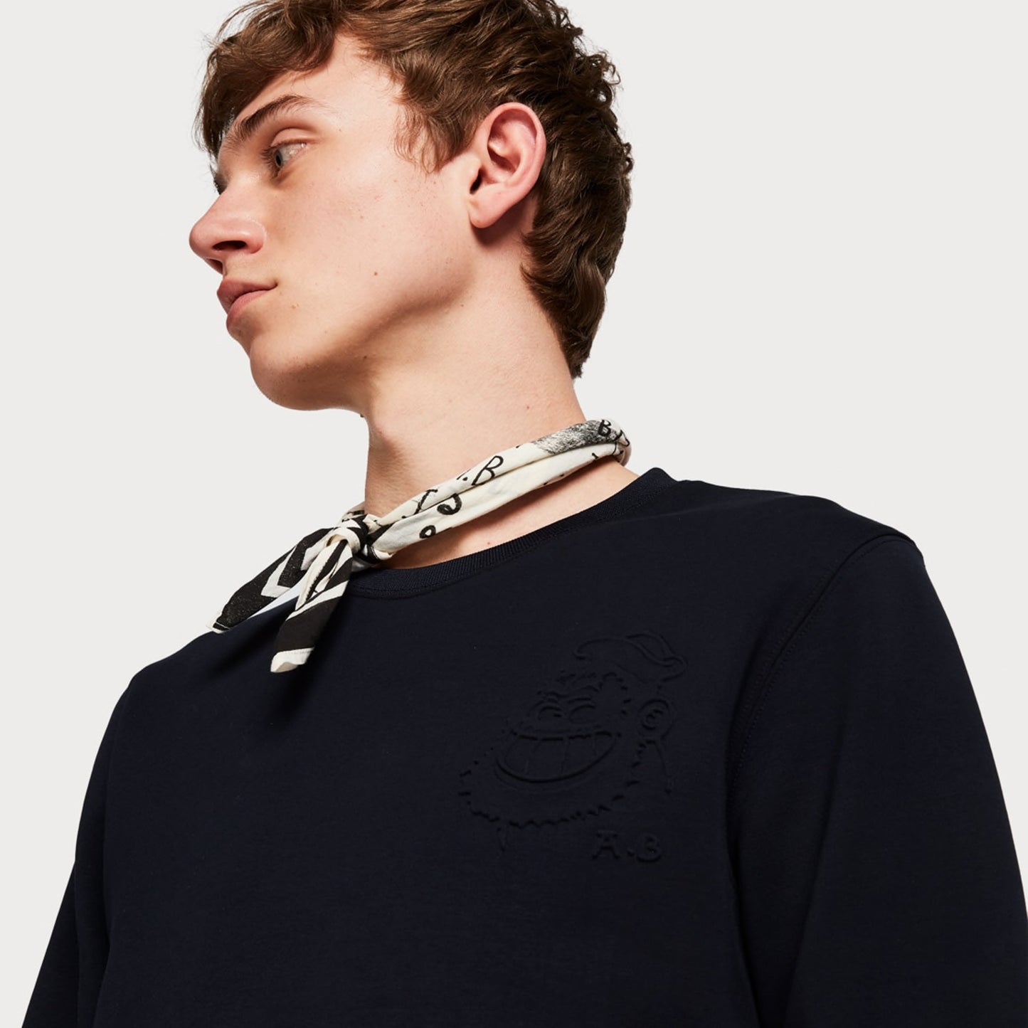 - Artwork Sweater With Bandana - Navy