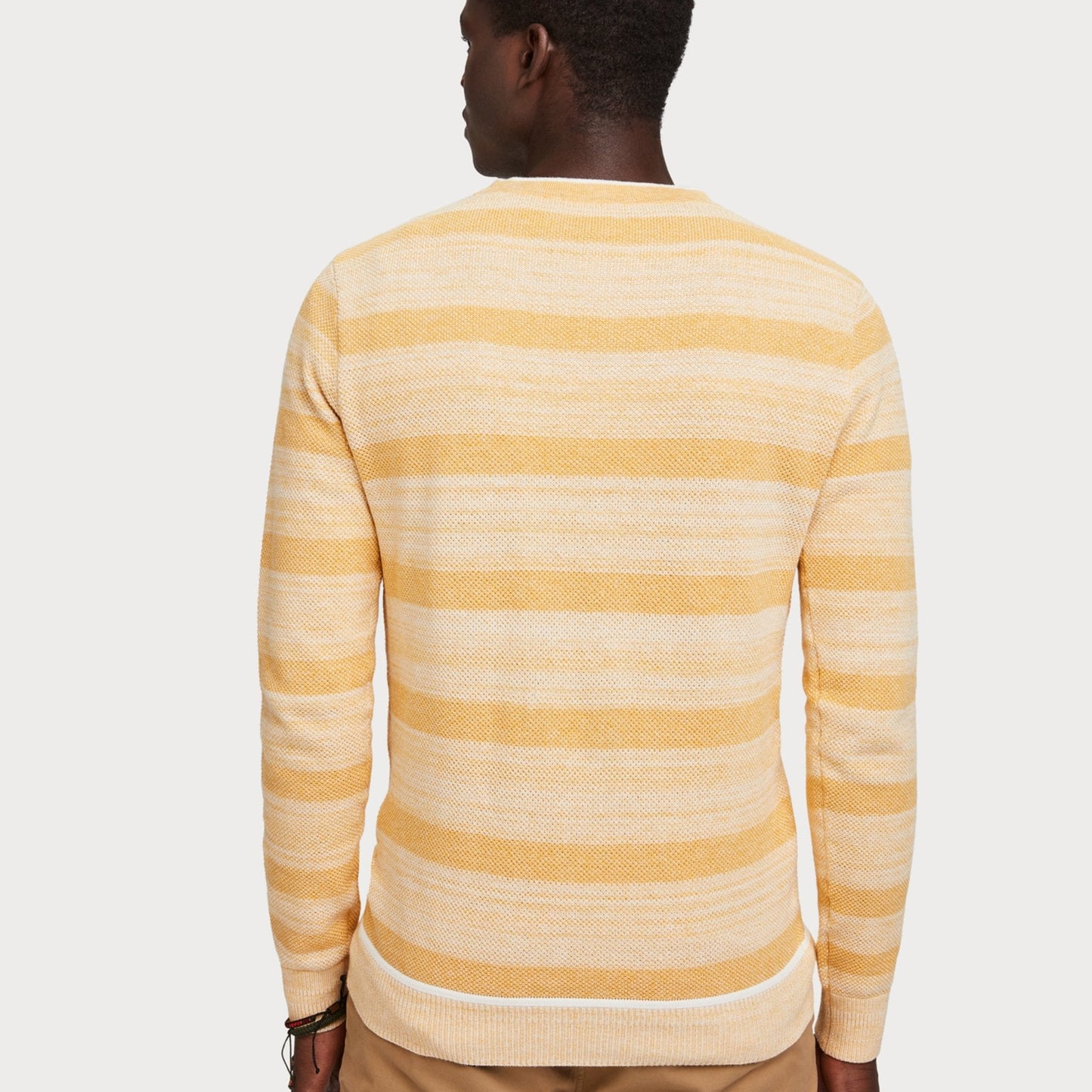 - Classic Crew Neck Pullover - Yellow
