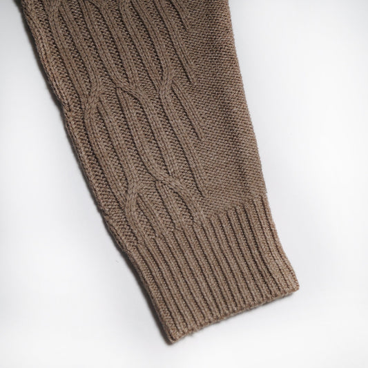 - Crew Neck Cable Knit - Beige