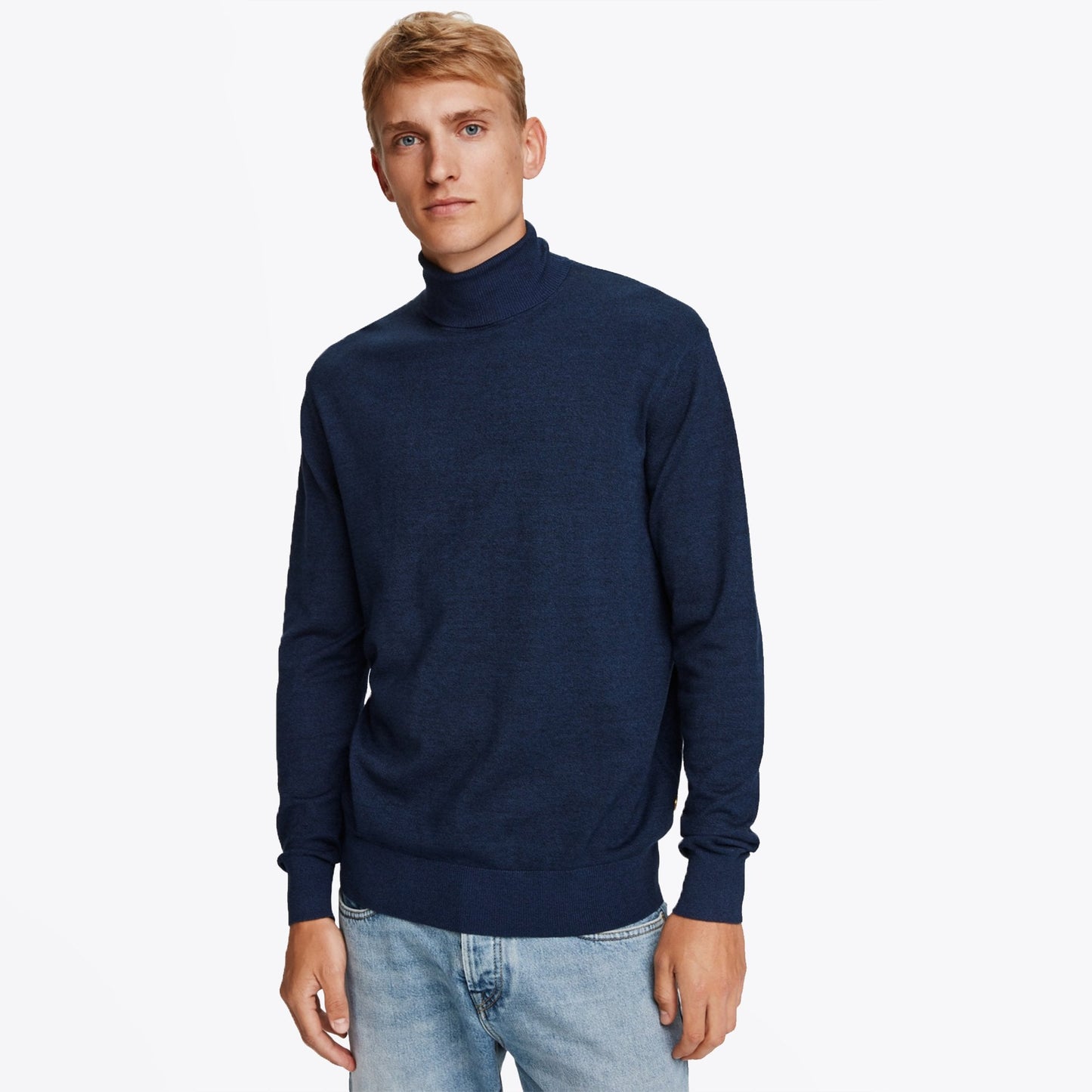 - Classic Turtleneck Knit - Blue