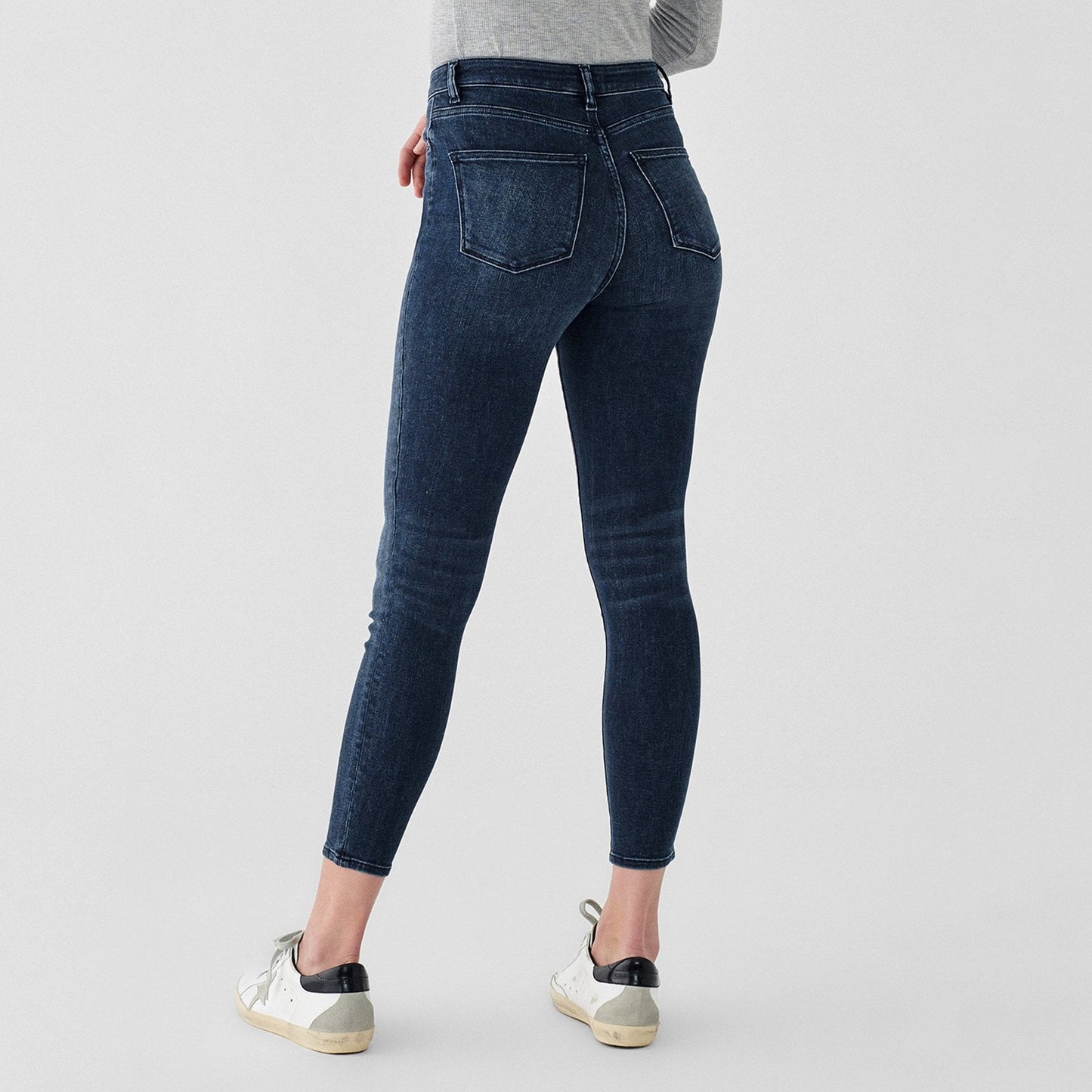 - Chrissy Ultra-High Rise Instasculpt Skinny Jeans - Blue