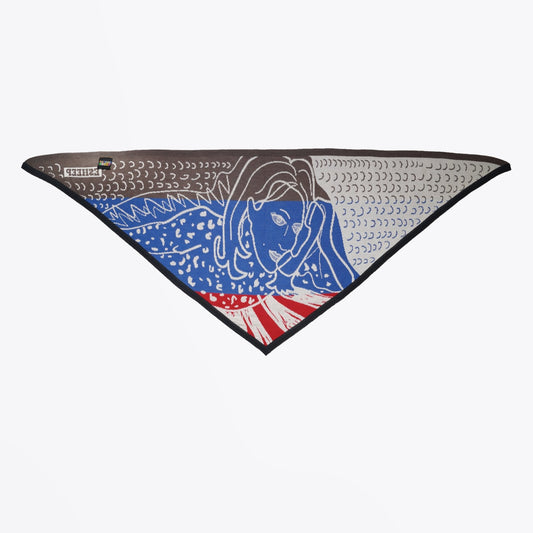 - Phone Conversation Triangle Scarf - Multi