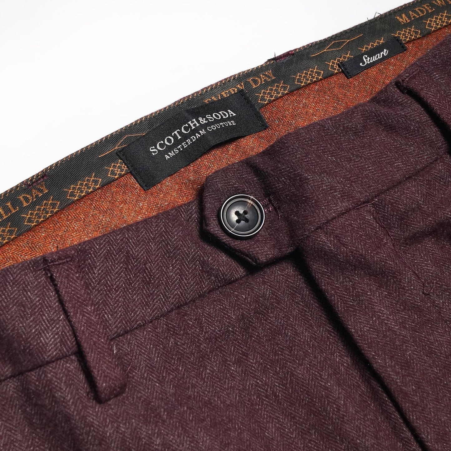 - Stuart - Classic Chino - Burgundy