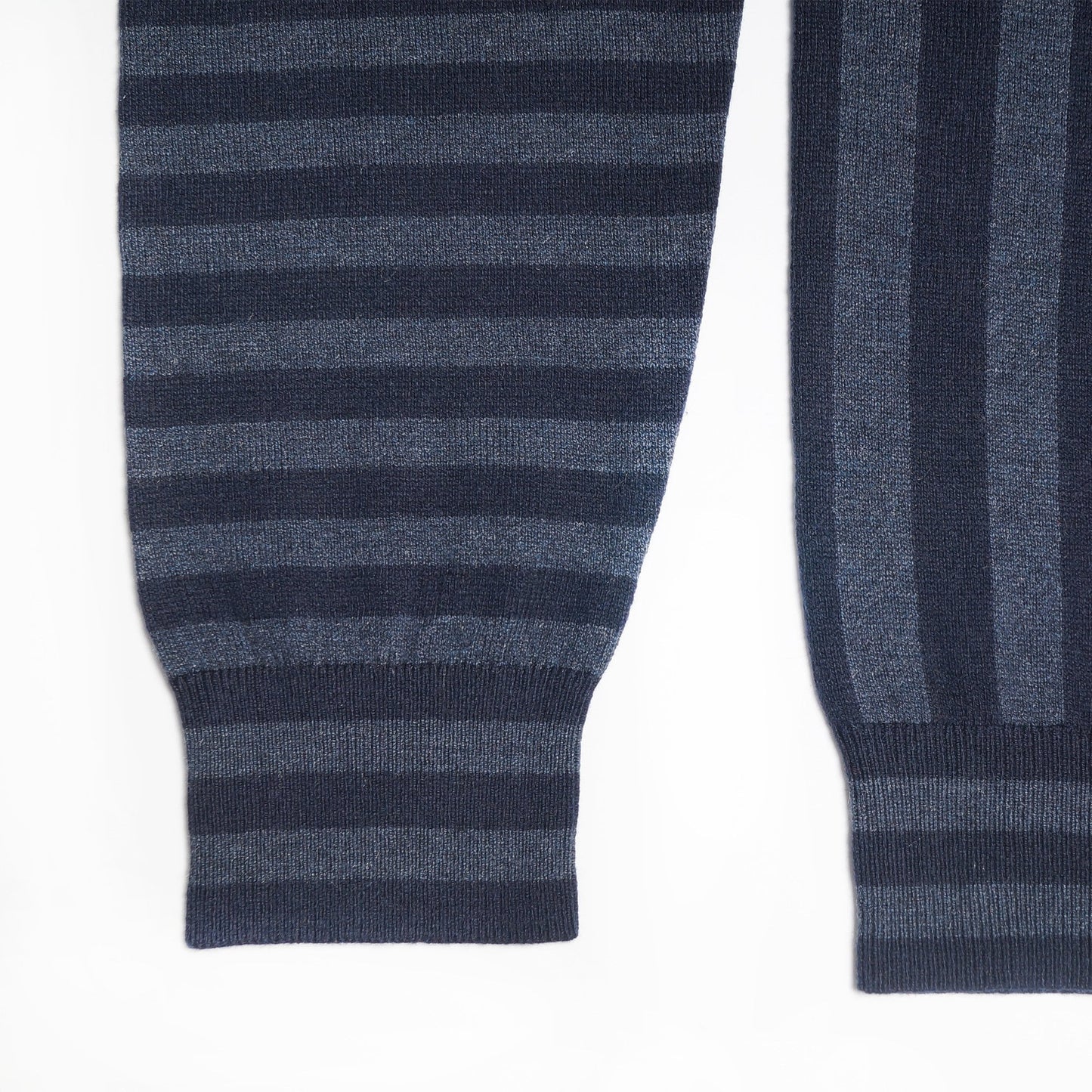 - Stripe Crew Neck Pullover - Blue