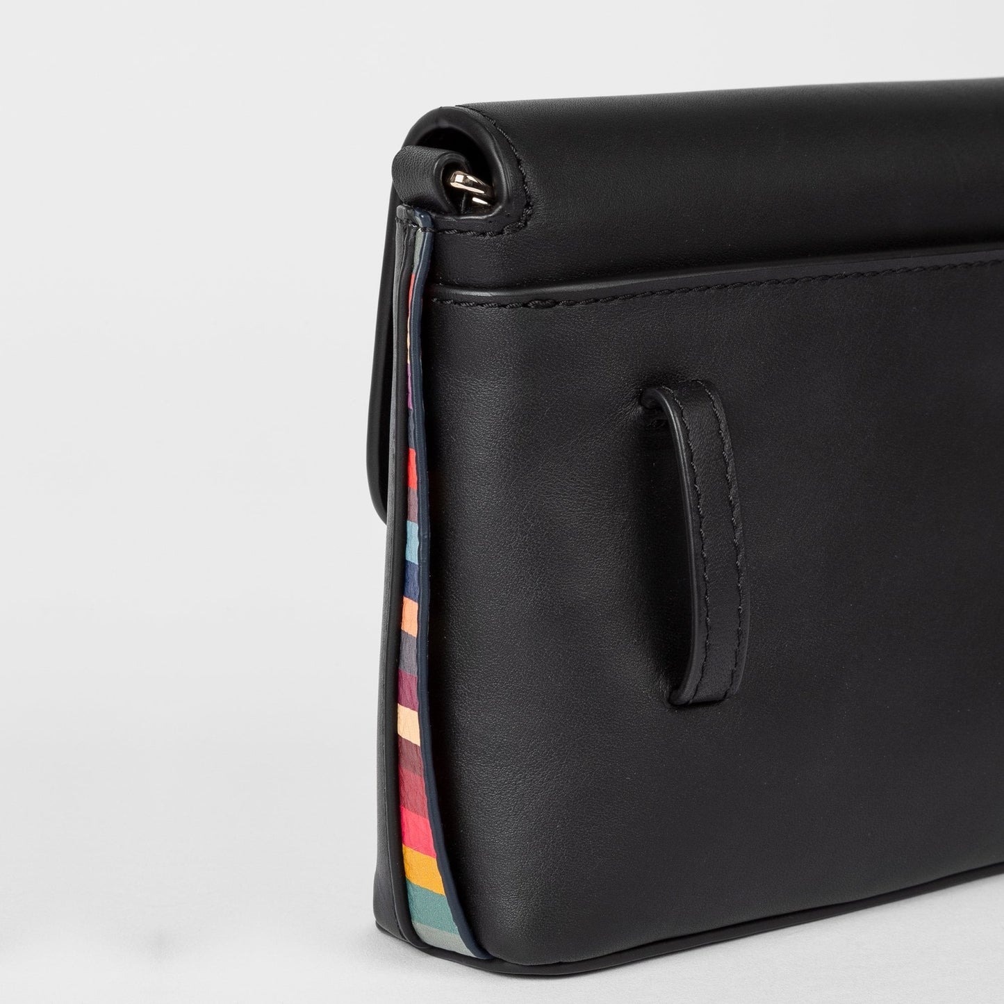 Leather Swirl Trim Belt Bag - Black