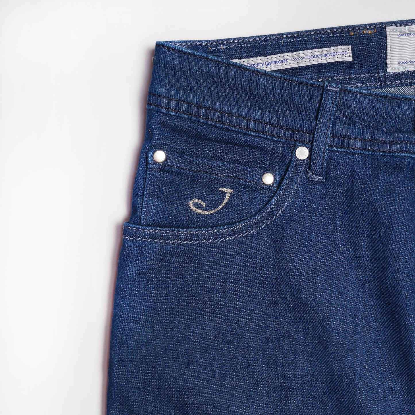 J688 Mid-Rise Comfort Jeans - Royal Blue