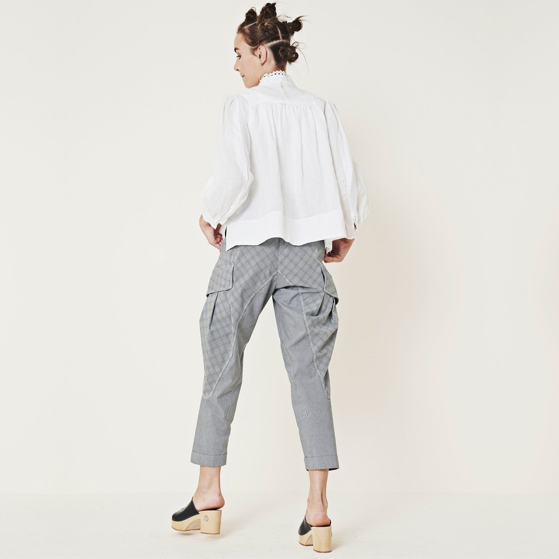 HIGH Intricate - Lace Swing Shirt - White