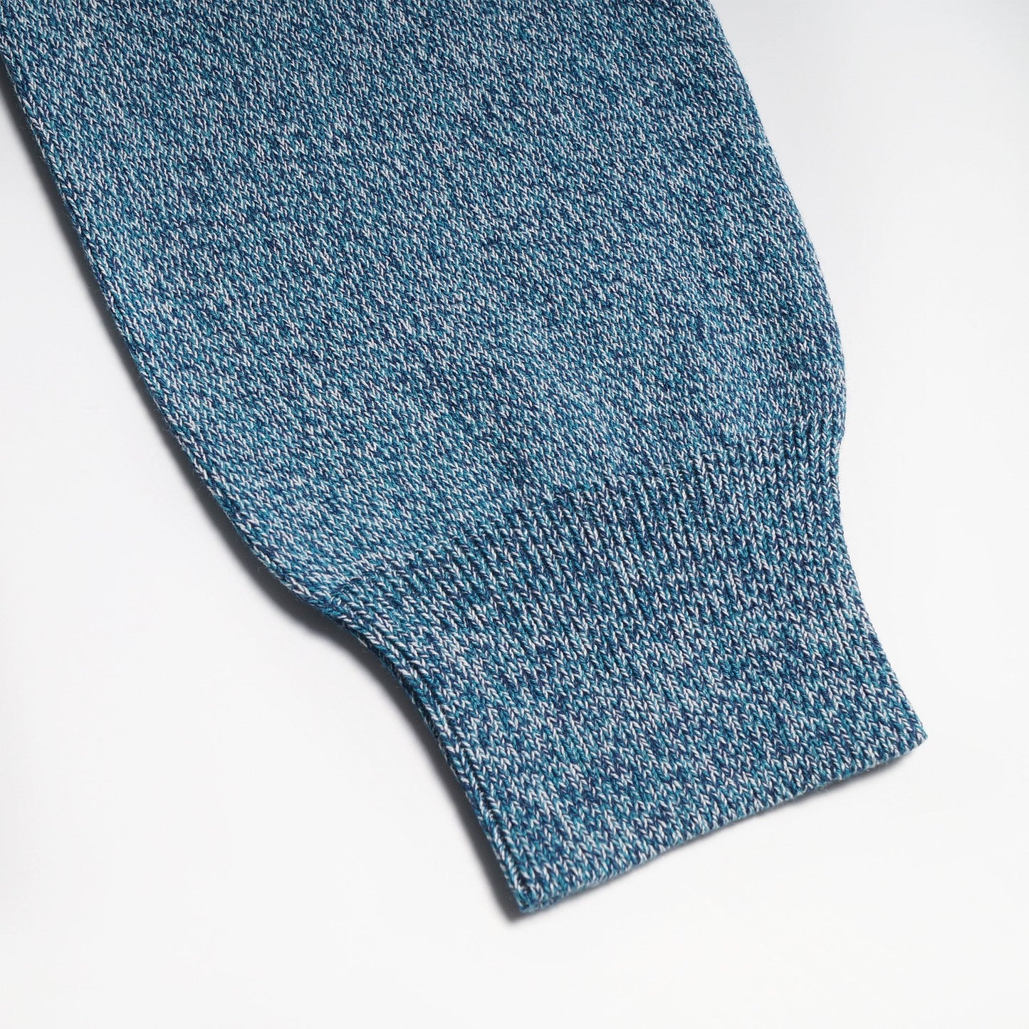 - Crew Neck Pullover - Blue