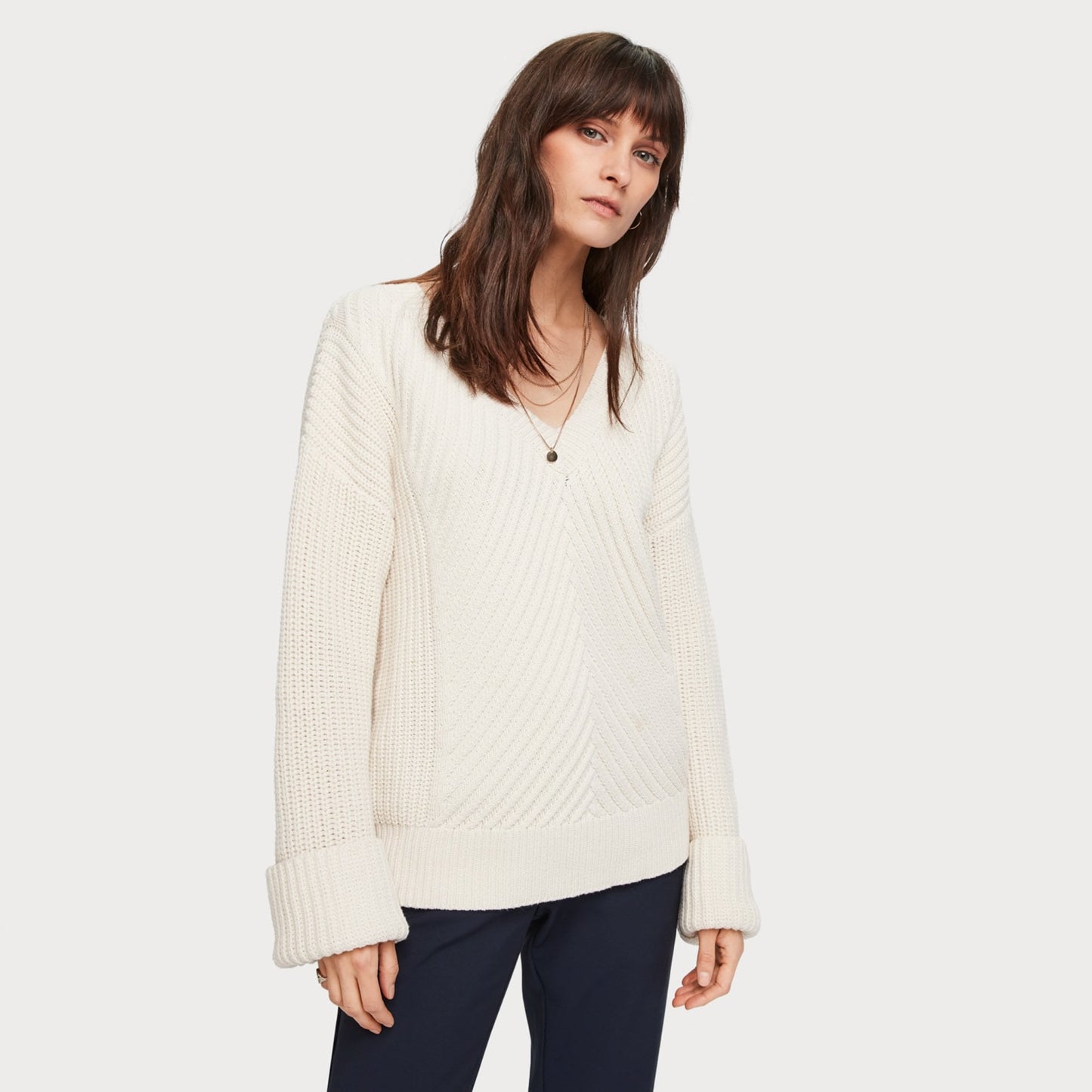- Chunky V-Neck Knit Pullover - Cream