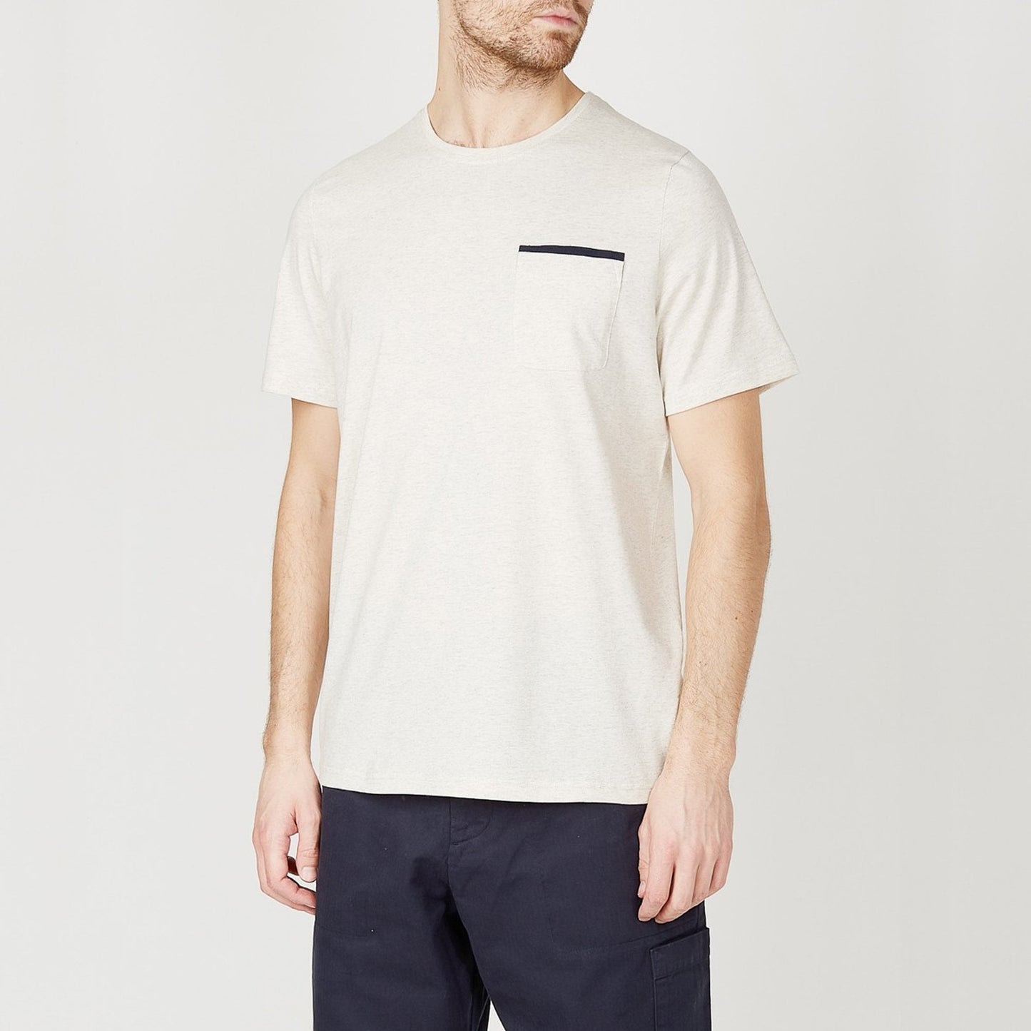 - Oli Pocket Tee - Beige