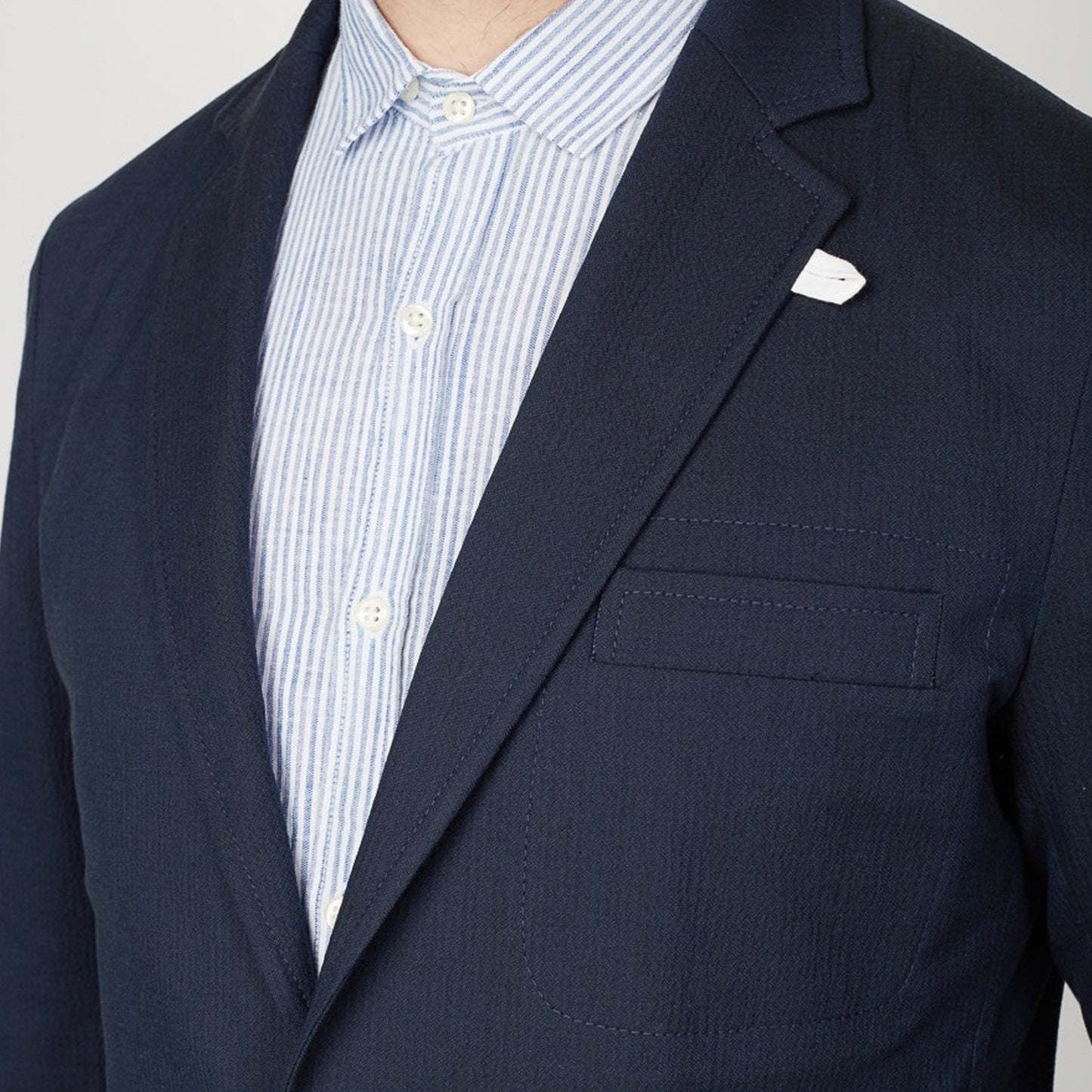 - Theobald Cotton Jacket - Navy