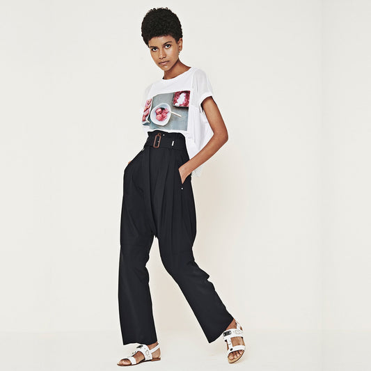 - Depiction Apples Print T-Shirt - White