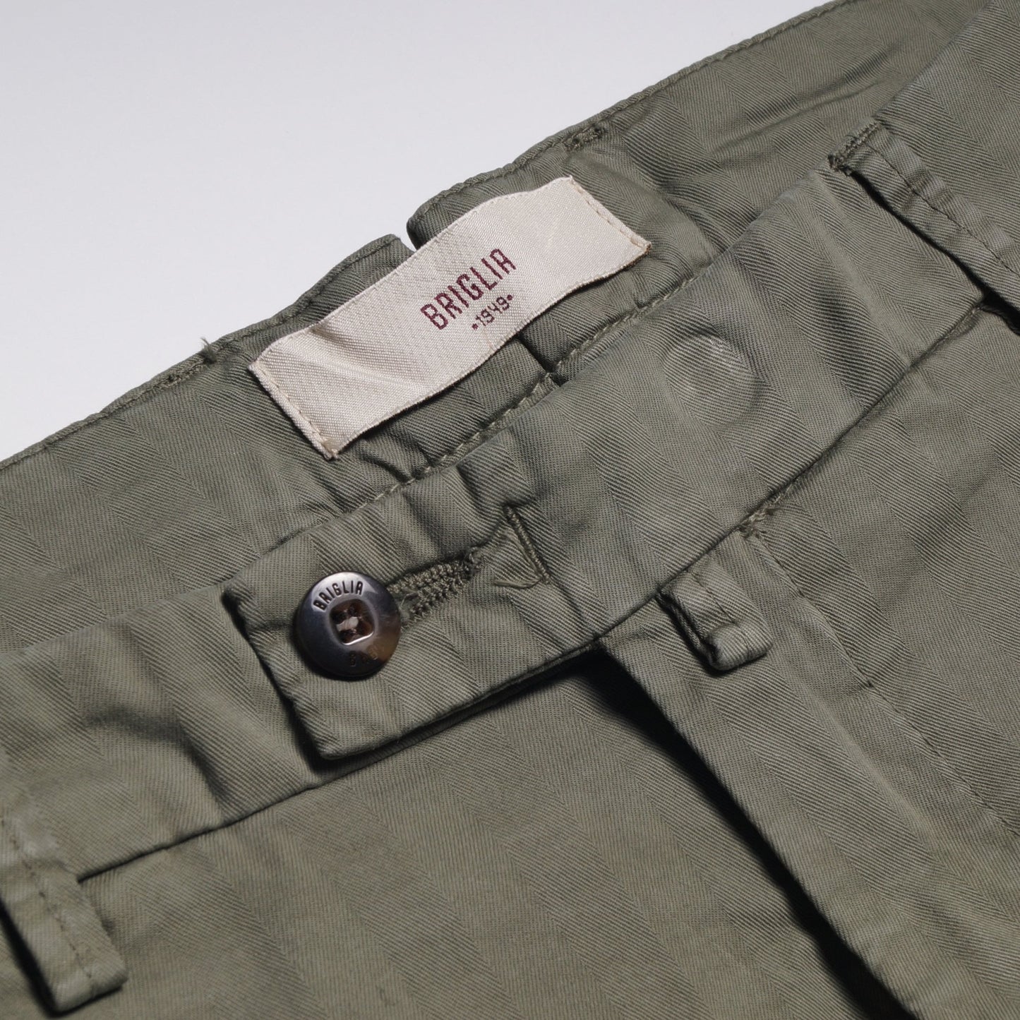 Khaki Shorts With Tonal Stripe & Turn Up