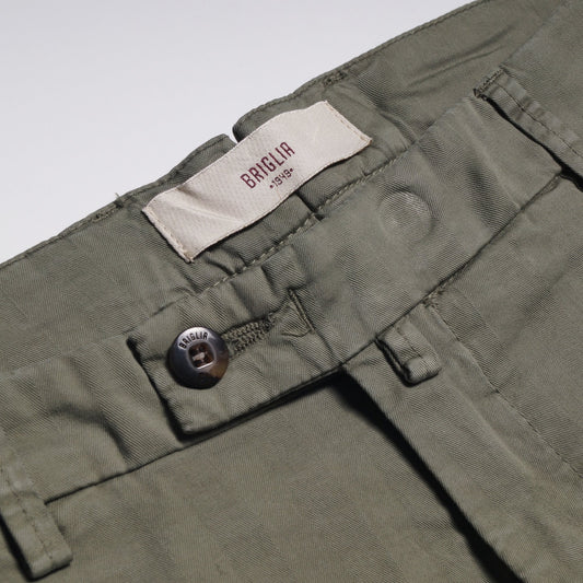 Khaki Shorts With Tonal Stripe & Turn Up