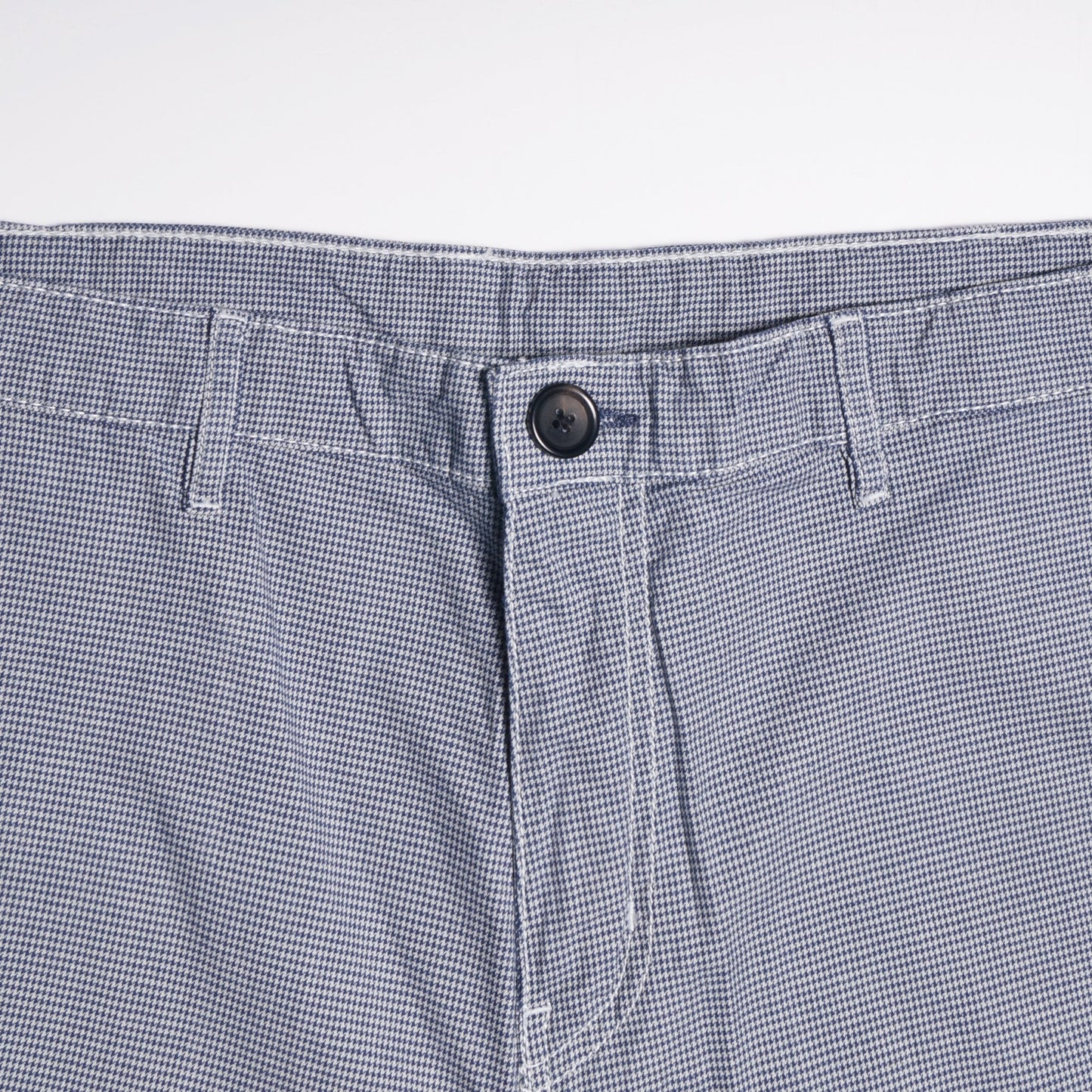 - Cotton Houndstooth Shorts - Light Blue