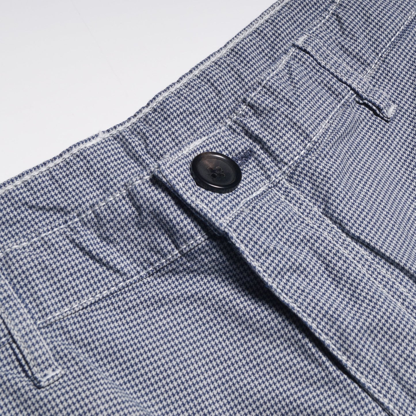 - Cotton Houndstooth Shorts - Light Blue