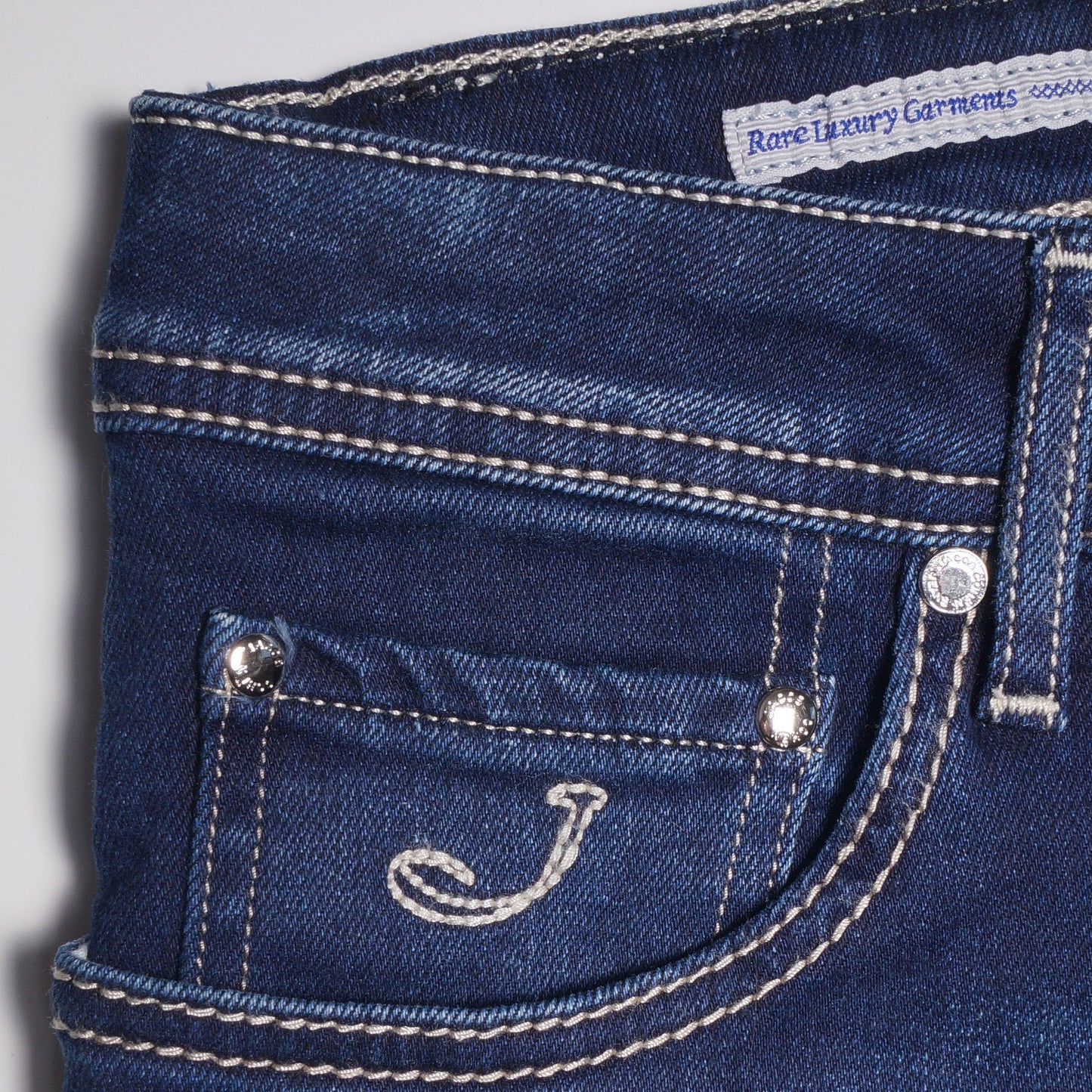J688 Mid Rise Comfort Jeans - Deep Blue