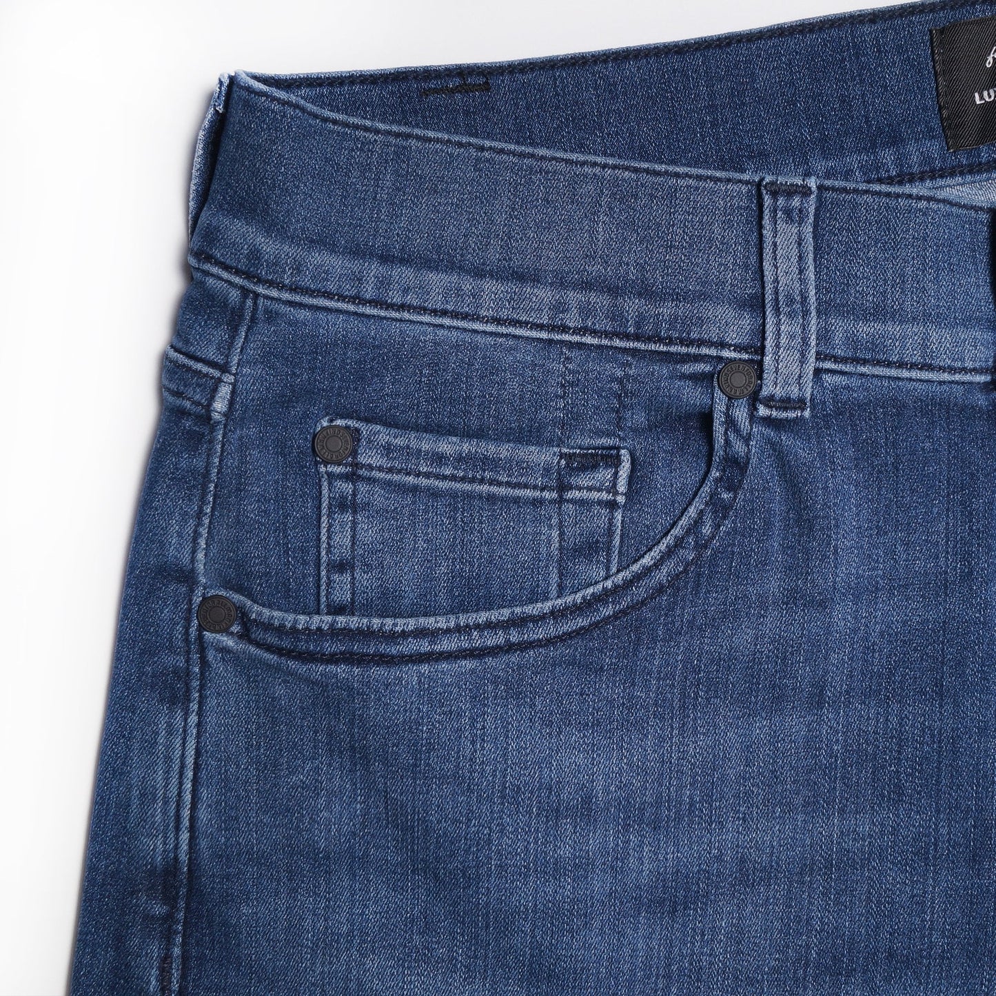 - Slimmy Tapered Luxe Jeans - Mid Blue