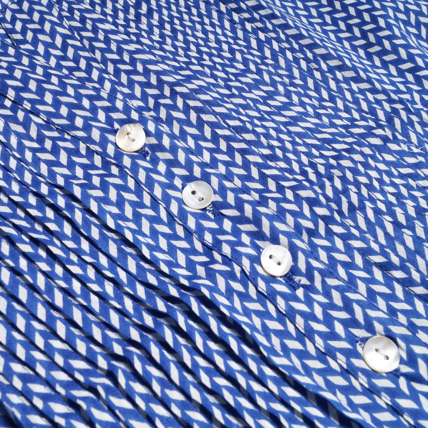 - Chevron Print Shirt Dress - Blue