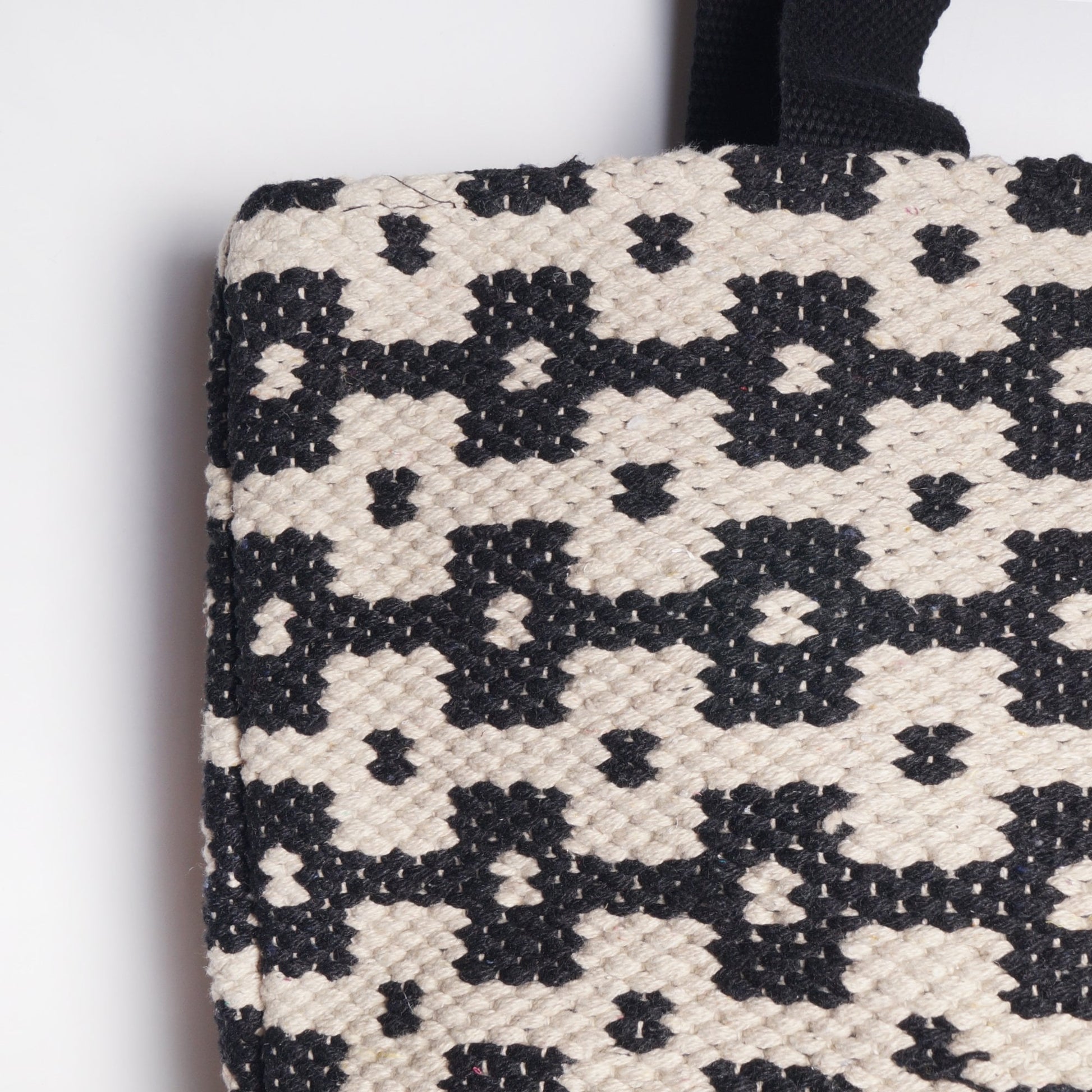Handprint Hand Embroidered Beach Bag - Black/Beige
