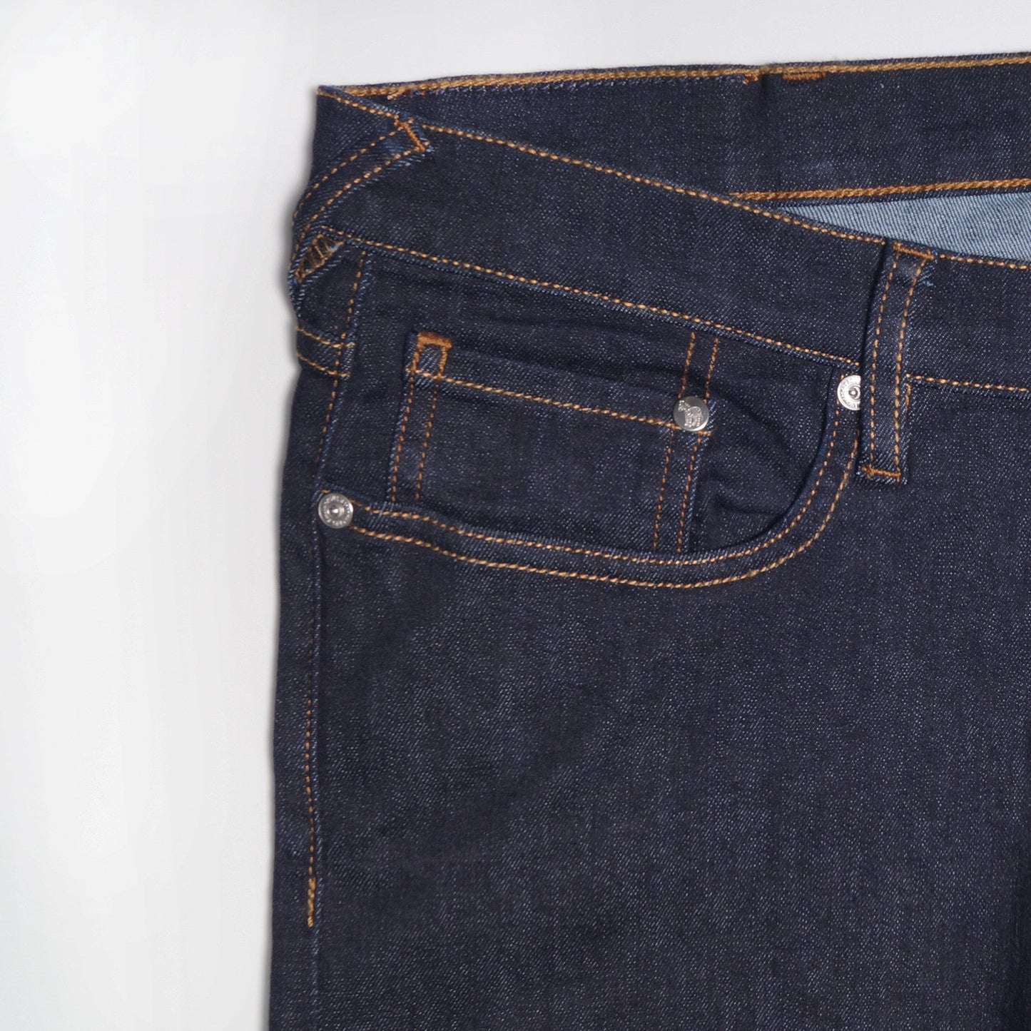 - Tapered Organic Cotton Reflex Jeans - Dark Wash