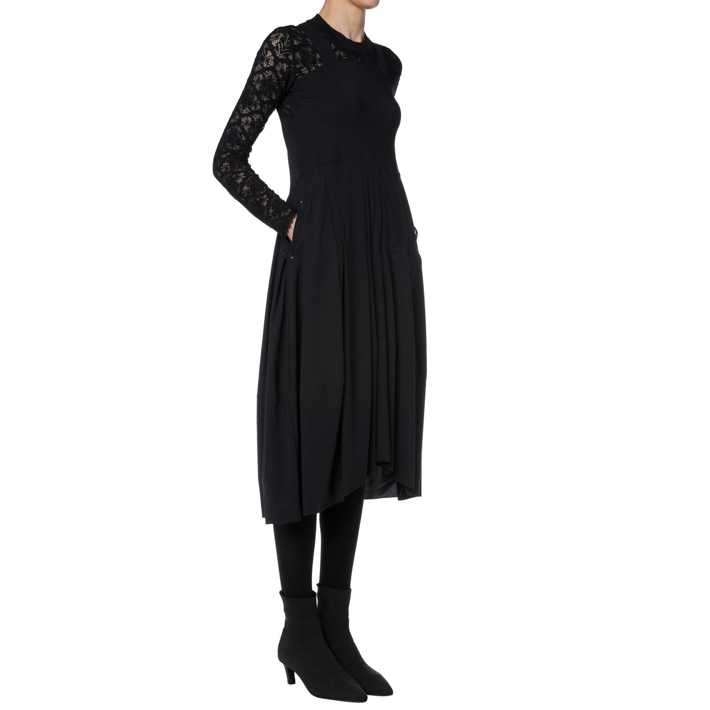 - Mesmerize - Jersey Sensitive�� Lace Dress - Black