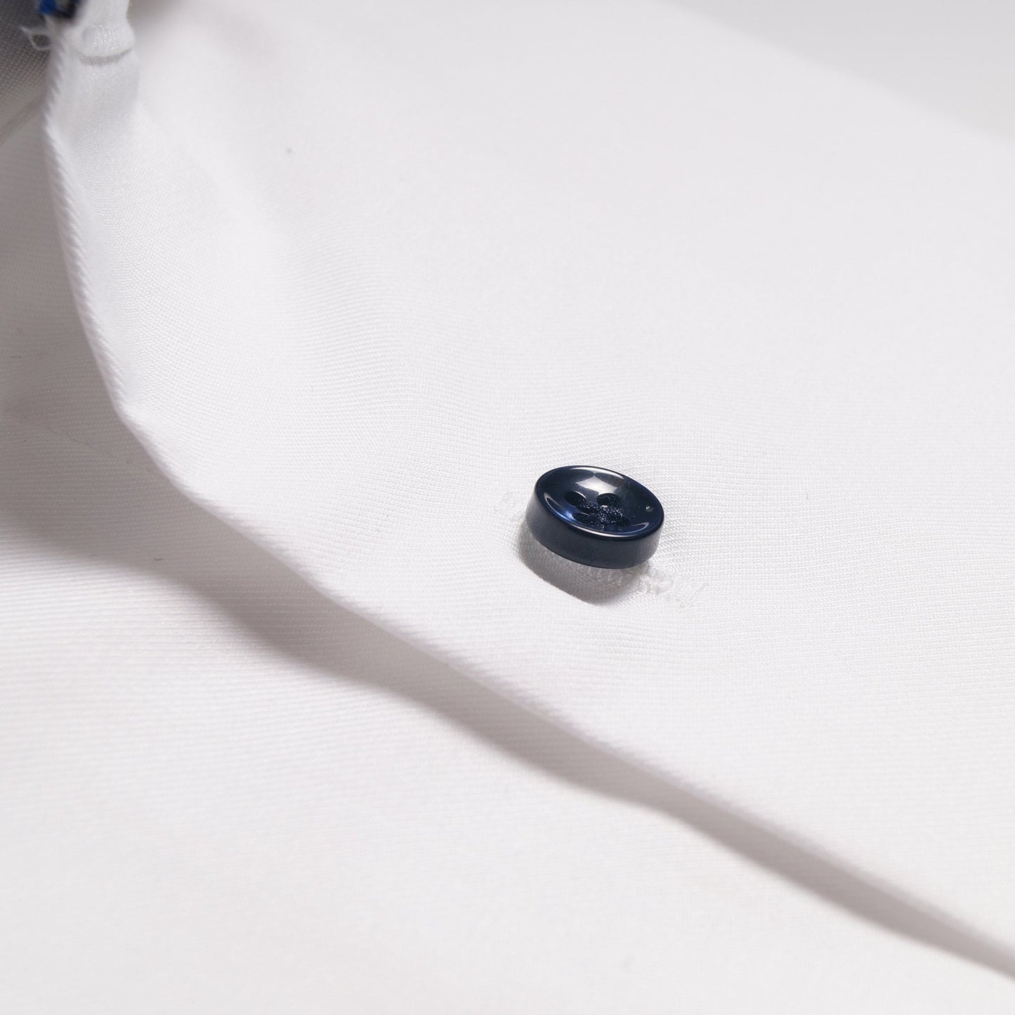 - Abstract Trim Insert Shirt - White