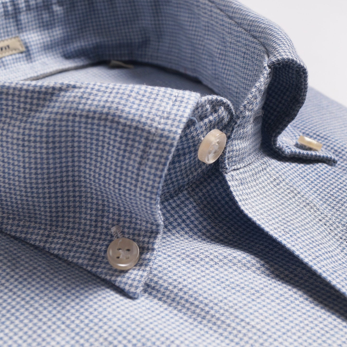 - Button-Down Houndstooth Shirt - Blue