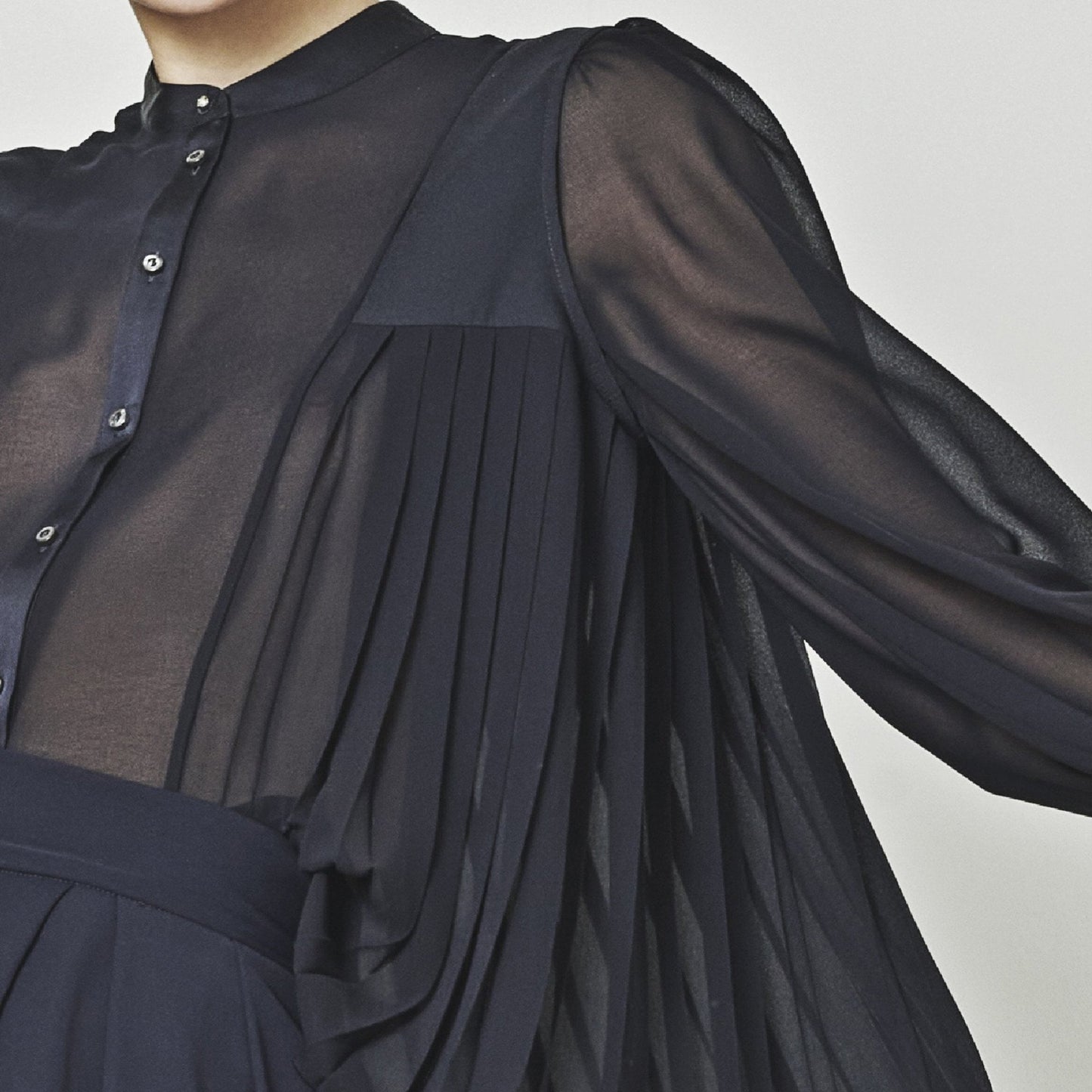 - Compliment - Pleated Shirt - Navy