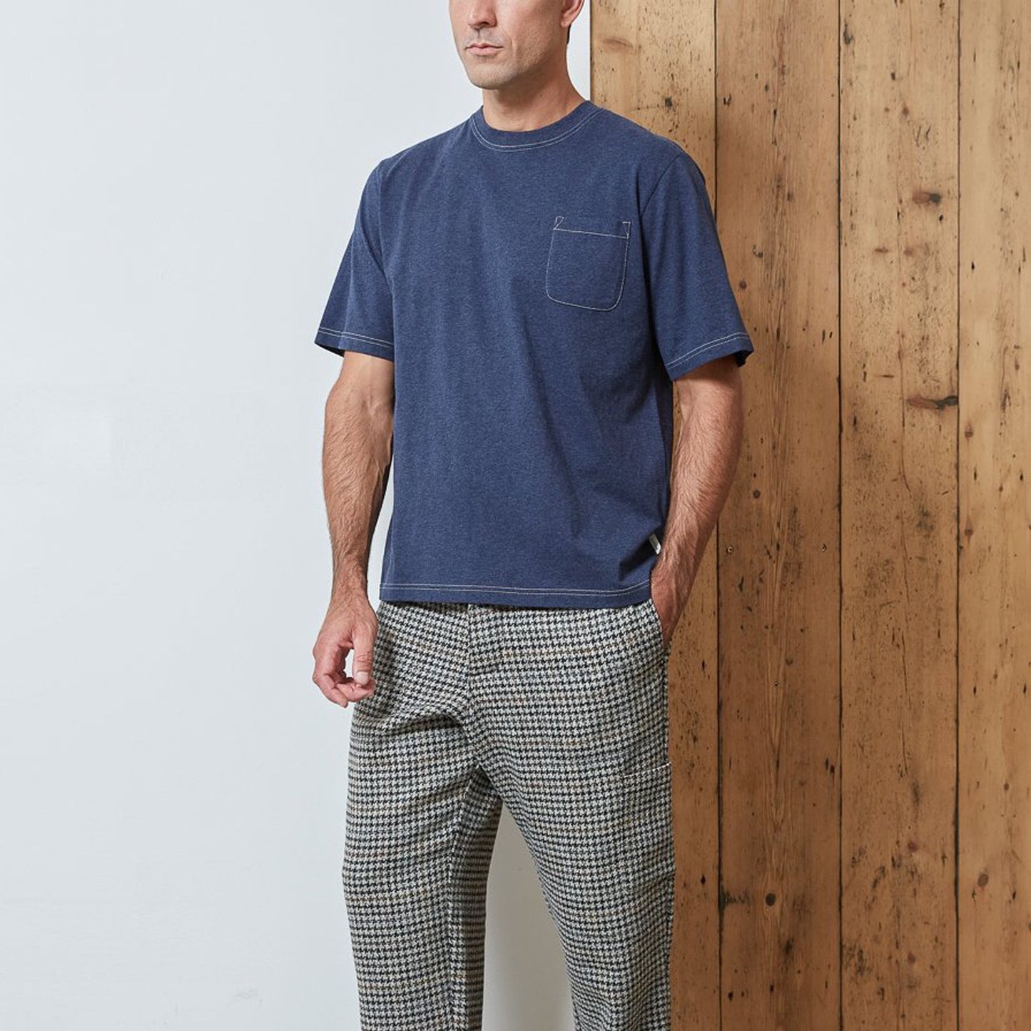 - Box - Organic Cotton T-Shirt - Navy