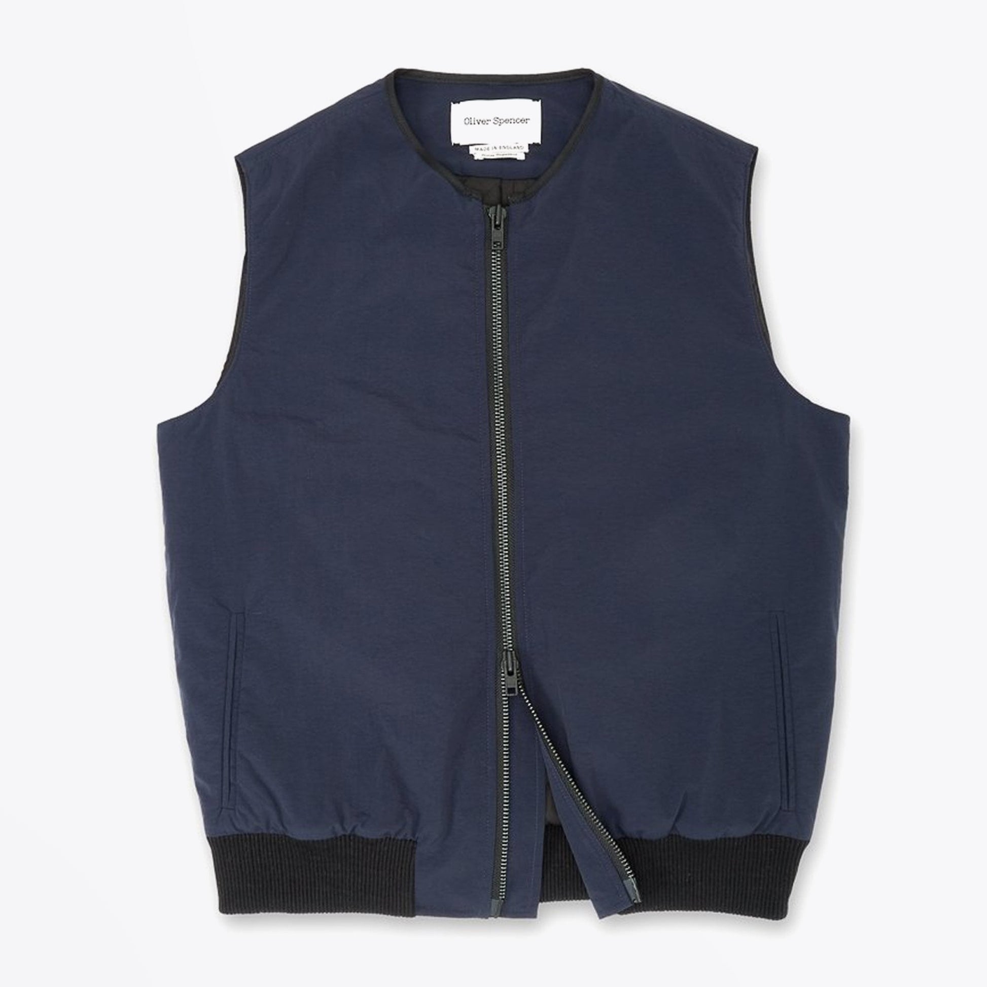 Oliver Hunston - Water-Repellent Gilet - Navy