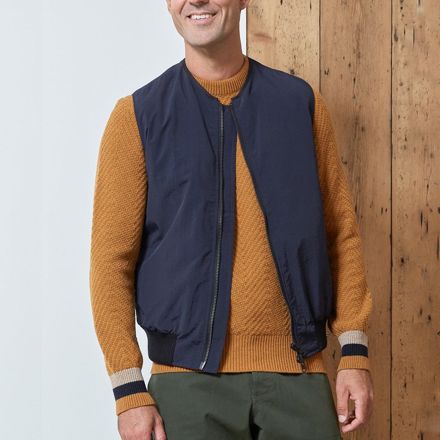 Hunston - Water-Repellent Gilet - Navy