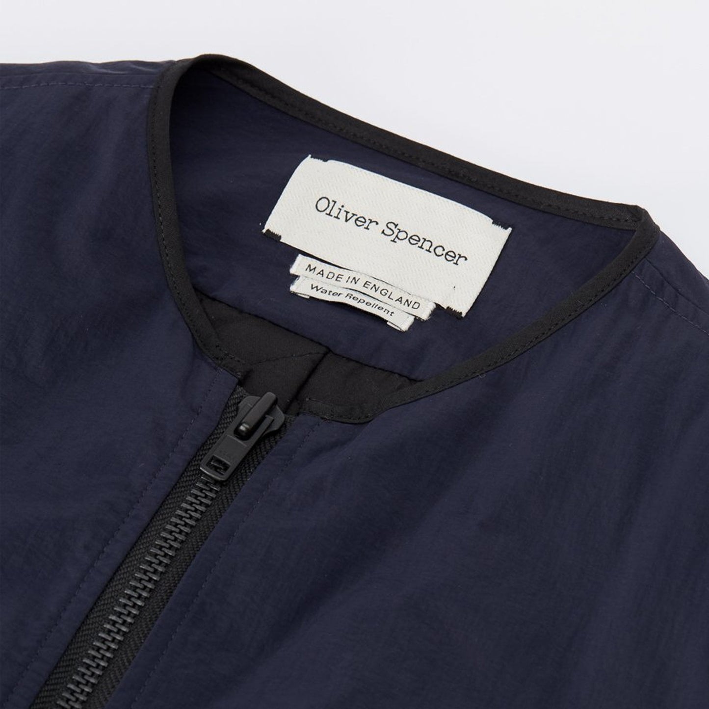 Hunston - Water-Repellent Gilet - Navy